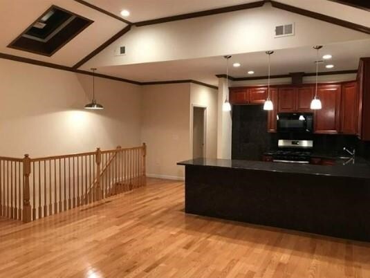 Photo - 17 Gardner Ave Unit 2