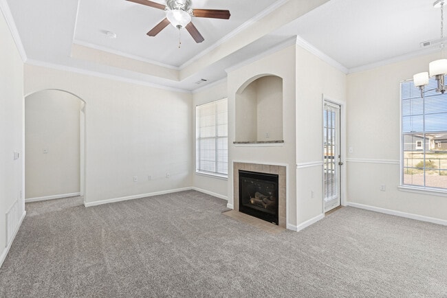 Building Photo - Villas at Park West Rental