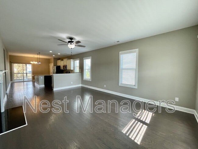 Photo - 385 Falls Creek Dr