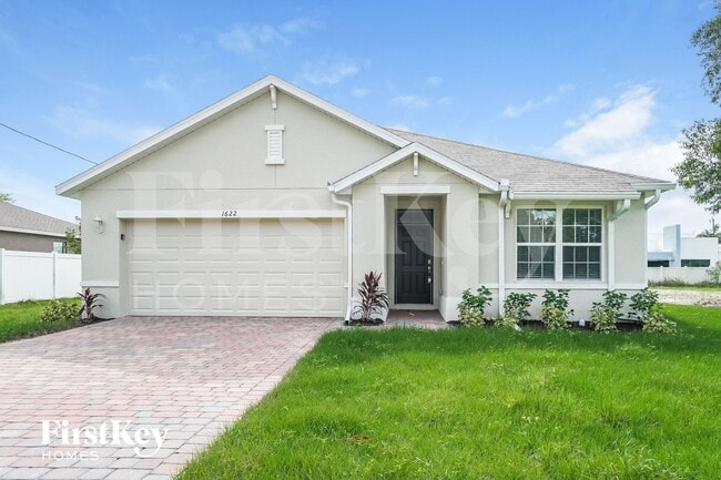 Building Photo - 1622 SW 27th St