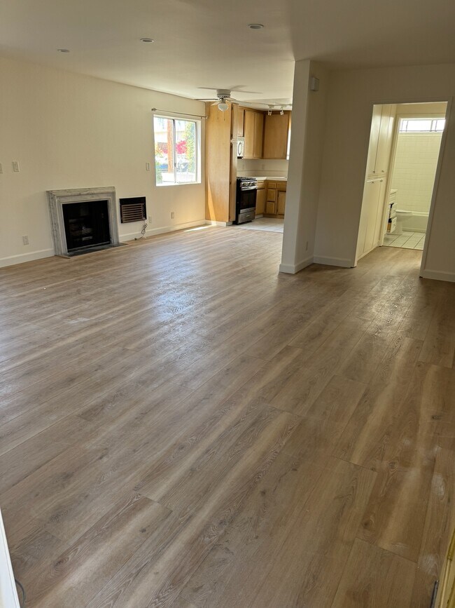 Photo - 11745 Courtleigh Dr Unit 104