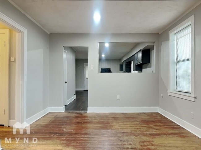 Photo - 2325 Riley Ave