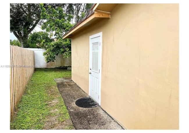 Building Photo - 2449 NW 73rd Ave Unit 2449