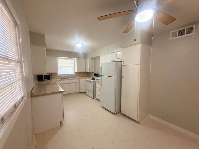 Photo - 2521 40th St