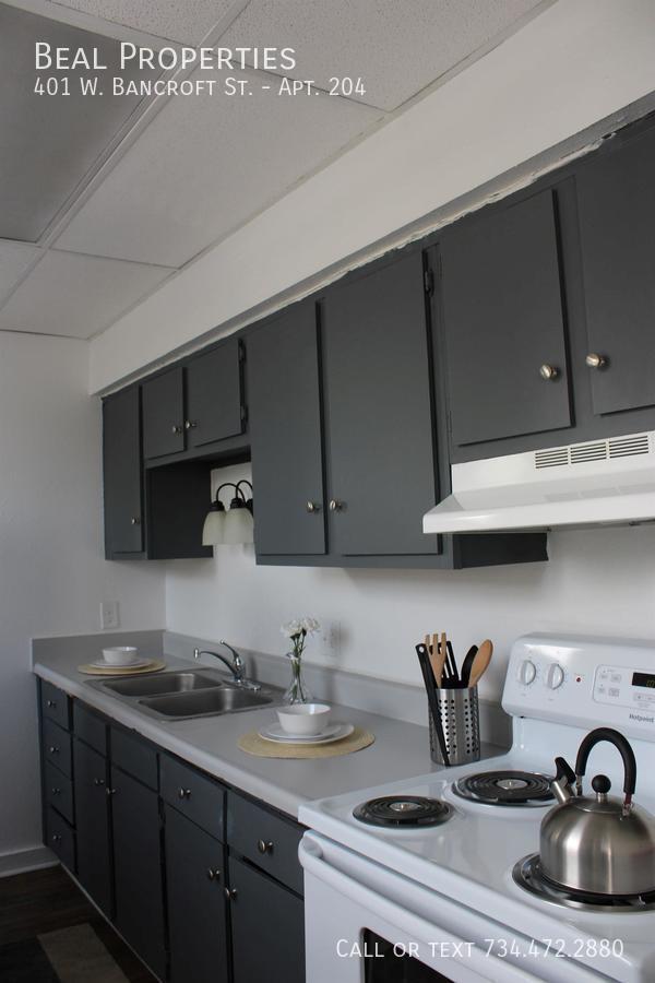 Photo - 401 W Bancroft St Unidad Apt. 204