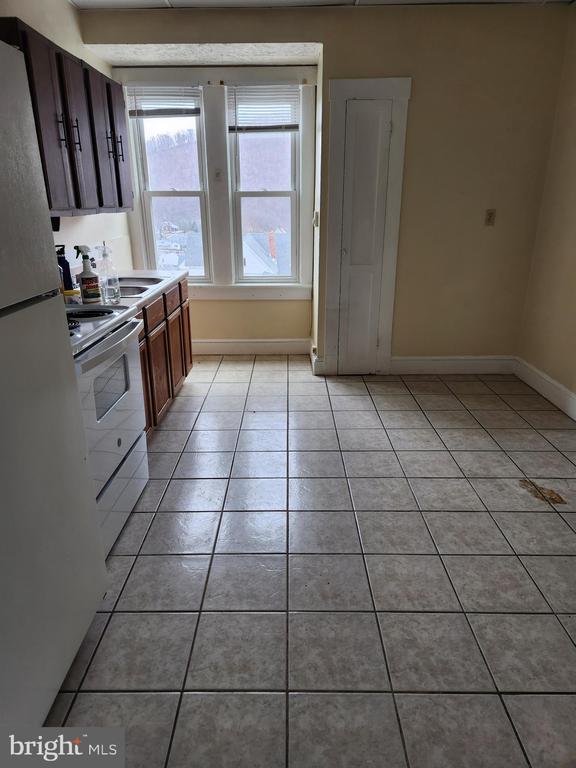 Building Photo - 108 Fort Ave Unit APT 15