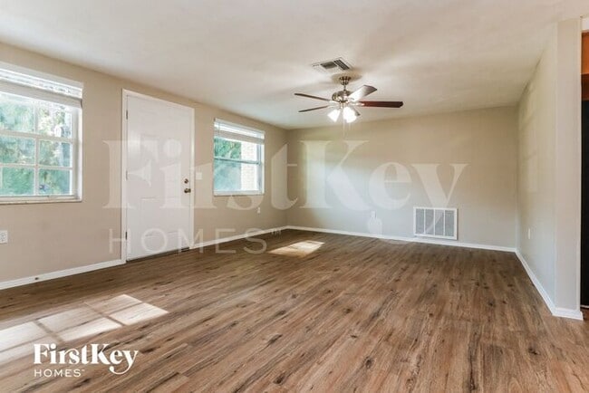 Photo - 2912 Puma Dr