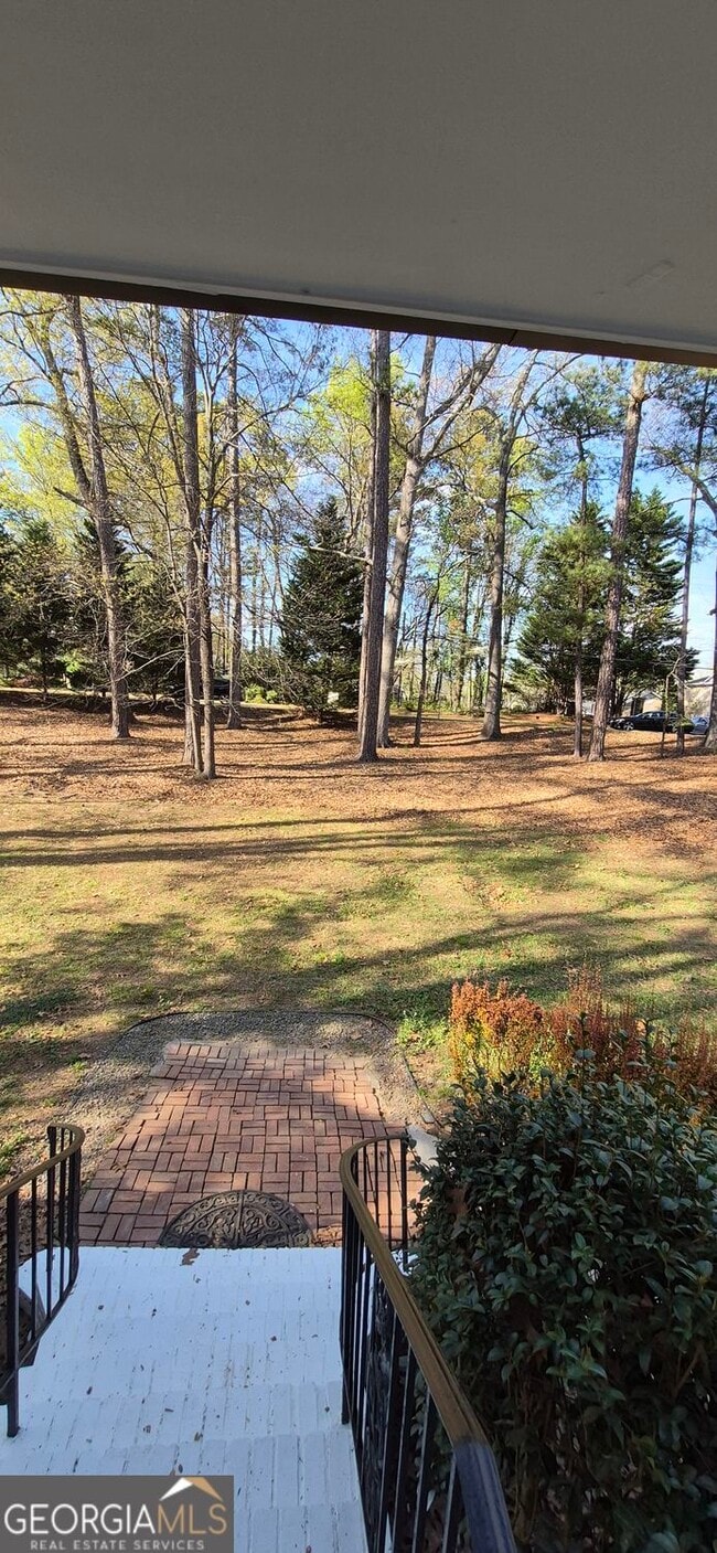 Photo - 605 Dalrymple Rd