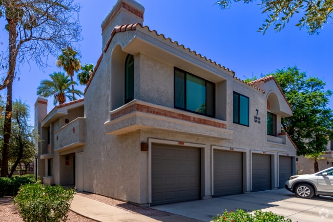 Building Photo - 10055 E Mountainview Lake Dr Rental