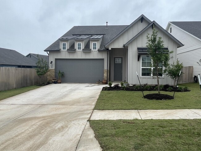 Building Photo - 178 Brooks Ranchi Dr
