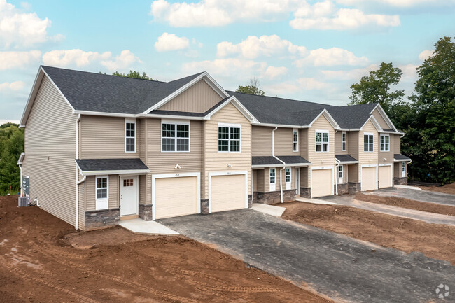 Creekwood Townhomes - Creekwood Townhomes