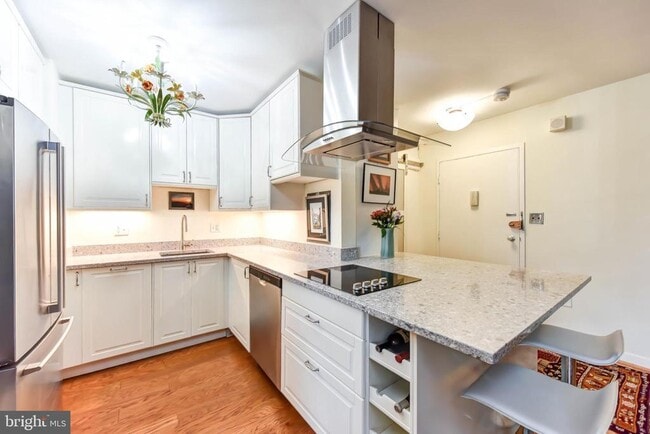 Photo - 4600 Connecticut Ave NW Unit 916