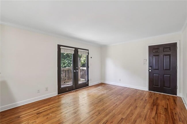 Photo - 48 Peachtree Ave NE Unidad 325