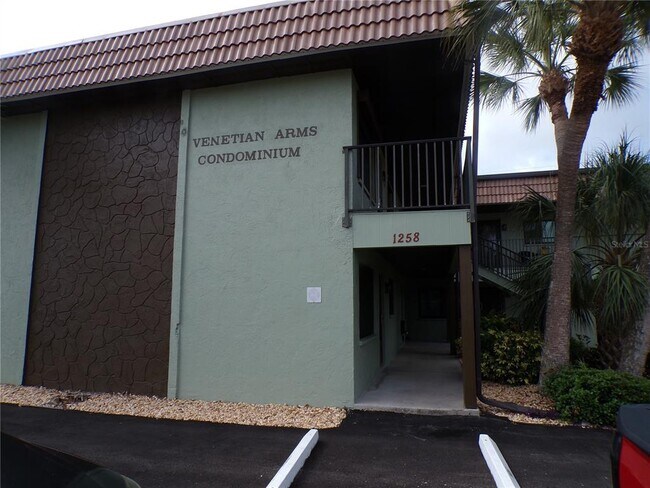 1258 Barbara Dr Unit 106