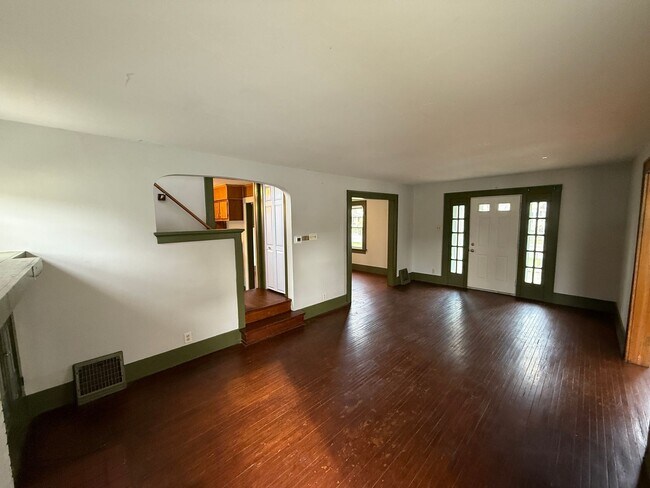 Photo - House For Rent by Capital Property Managem...