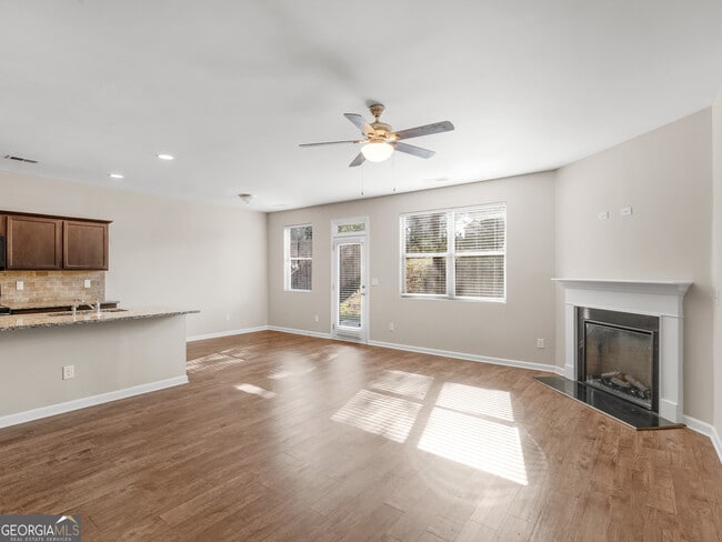 Photo - 1064 Lear Dr