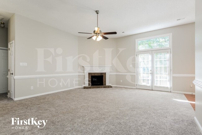 Photo - 6223 Rosebriar Ln