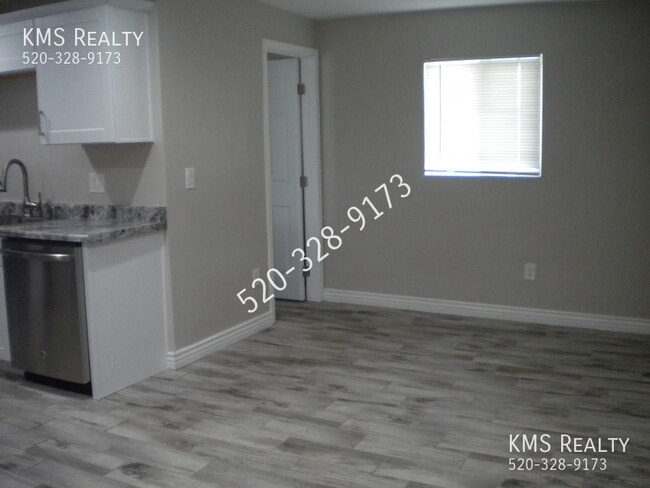 Photo - 3132 E Glenn St