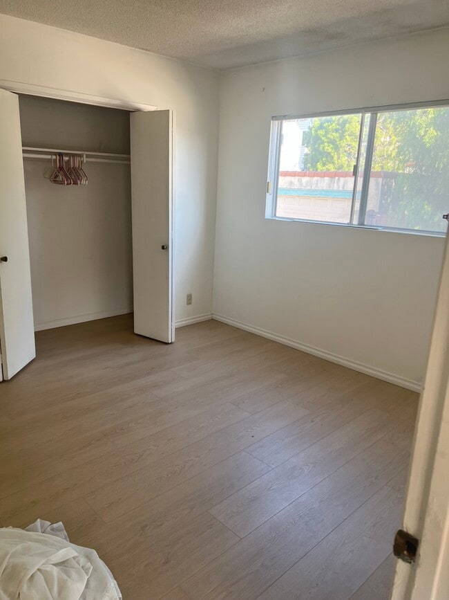 Photo - 1022 W 25th St Unidad #1