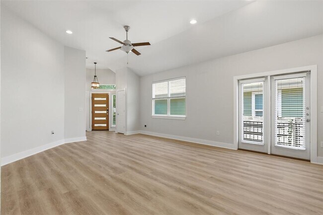 Photo - 7208 Lysander Ct