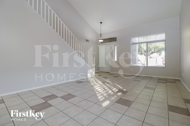 Photo - 15953 W Monroe St