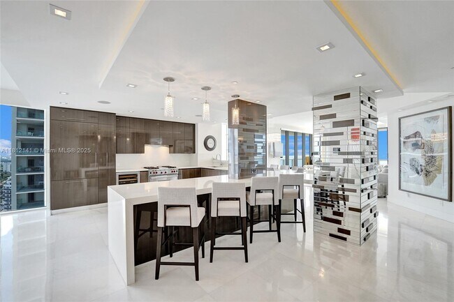 Building Photo - 17875 Collins Ave Unit 3201 Rental