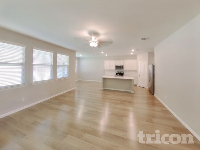 Photo - 219 Jenkinson Dr