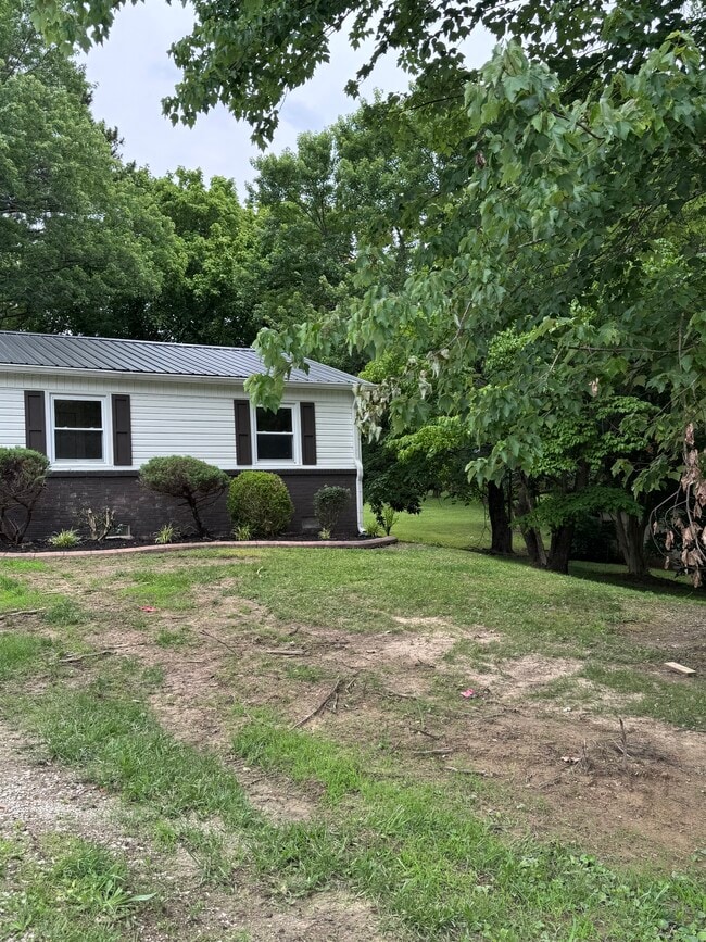 Photo - 135 Hunter Ave