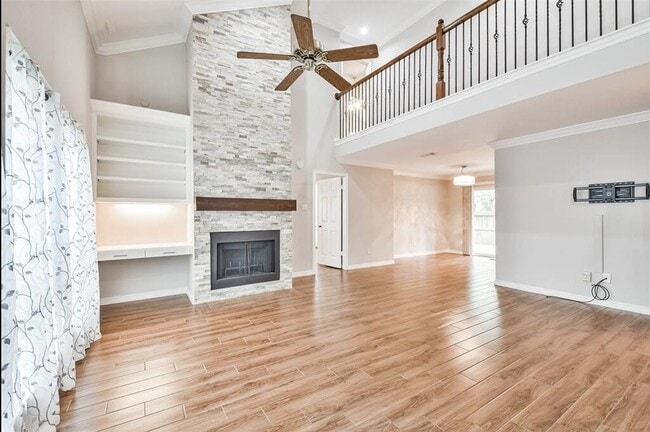 Photo - 10327 Brickyard Ct