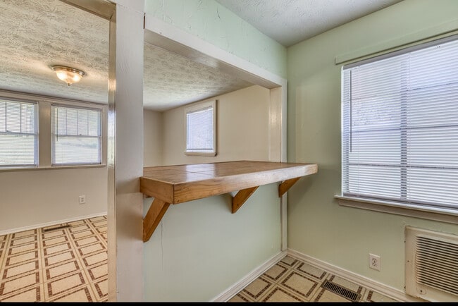 Photo - 1609 E Fairview Ave