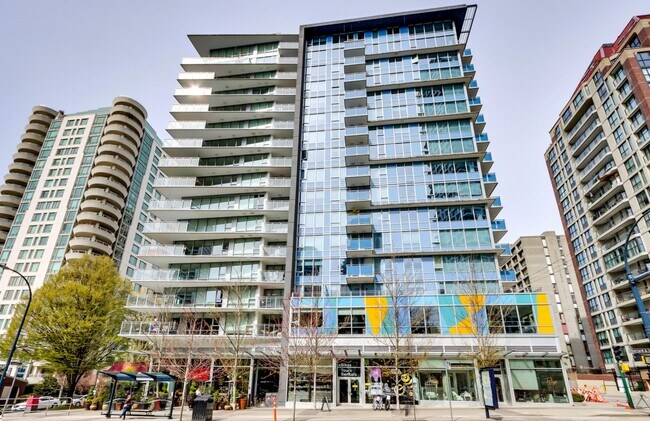 Photo - 1009 Harwood St