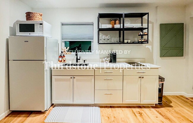 2518 Dellwood Ave Unit C