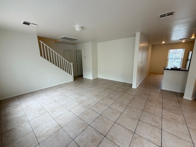 Photo - 5038 W Desert Dandelion Ct