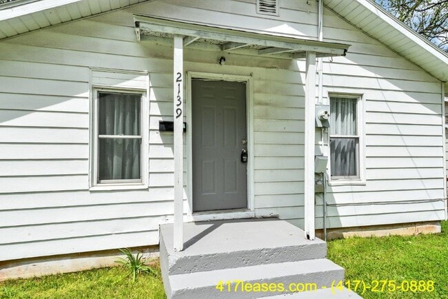 Photo - 2139 N Taylor Ave