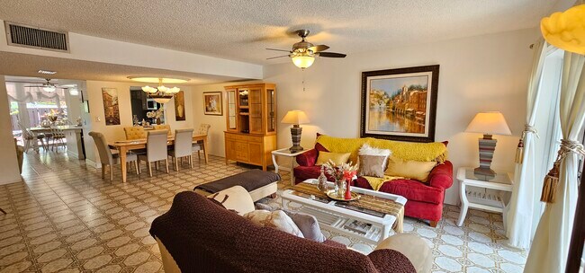 Photo - 2206 NE 7th St Townhome
