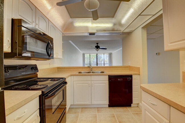 Photo - 16 Royal Palm Way Unit 202