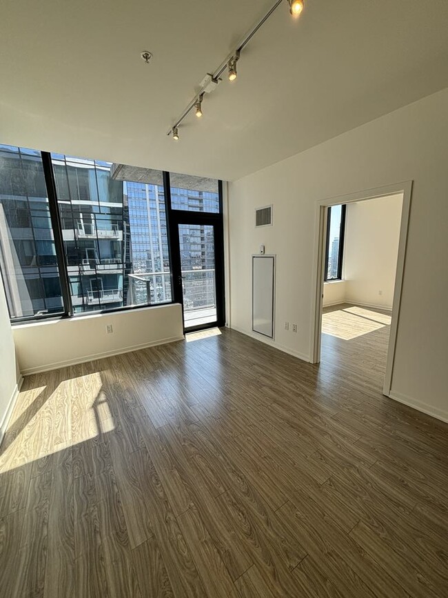 Photo - 1345 S Wabash Ave Condo Unit 2013