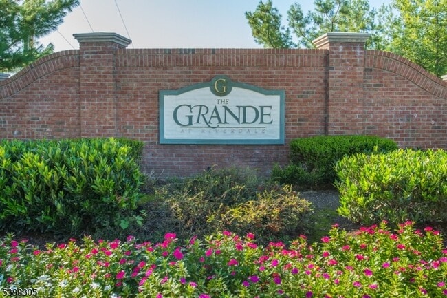 Building Photo - 5314 Sanctuary Boulevard Unit 5314