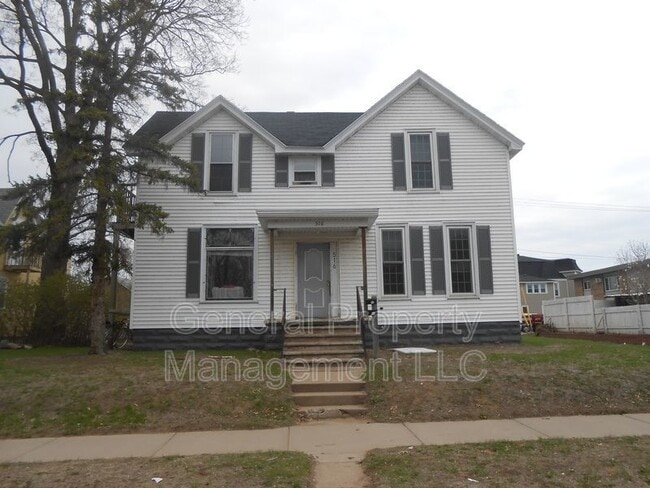 Photo - Nice 4 Bed 1 Bath close to UWEC and Water ...