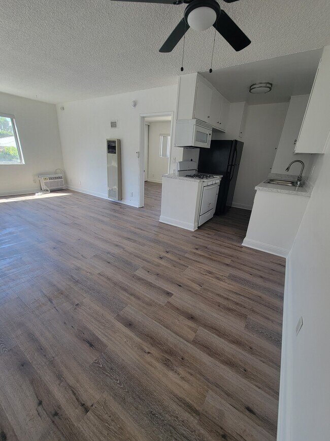 4501 Vista Del Monte