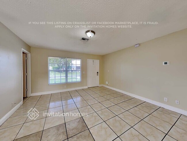 Photo - 127 Dove Cir