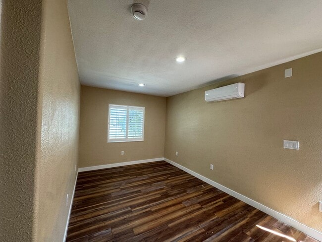 Photo - 2315 Mon Chere Ln