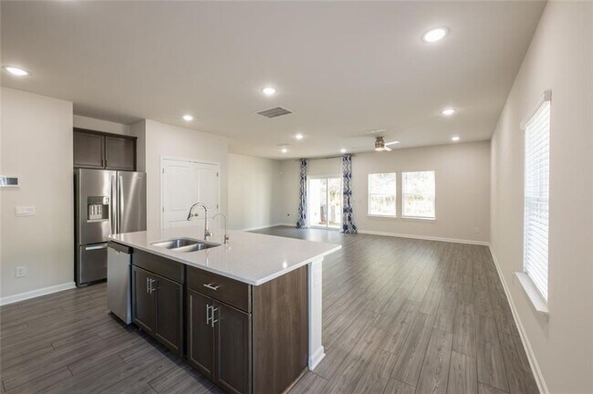 Photo - 345 Timberland Ave