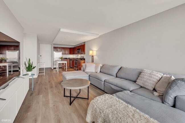 Photo - 1660 N La Salle Dr Unit 4006