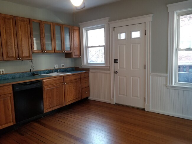 Photo - 2 Pond St Unit 1