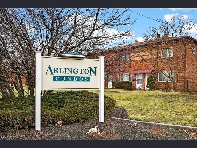 Photo - 1597 Lee Terrace Dr