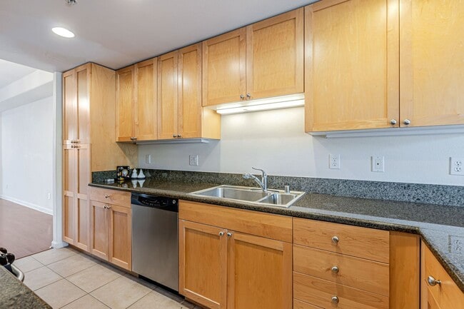 Photo - 3 Bedroom Townhouse with Bonus Loft/Office