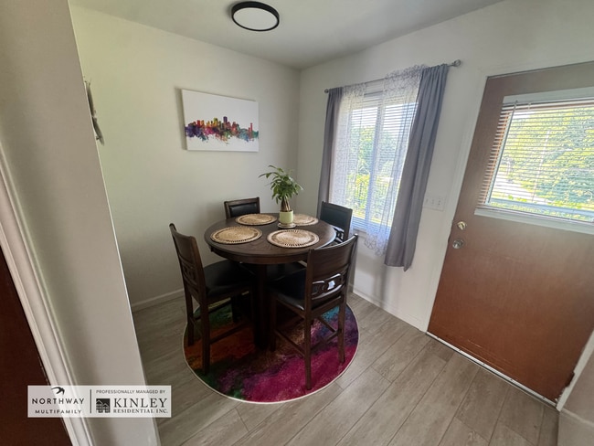 Photo - Meadowood Apartments