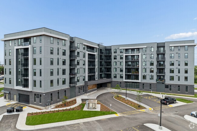 Building Photo - Brightwood