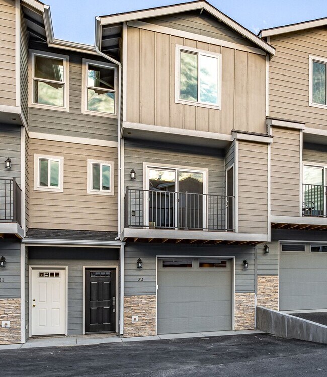 Photo - Brand New Townhouse in Yakima! Unit 22